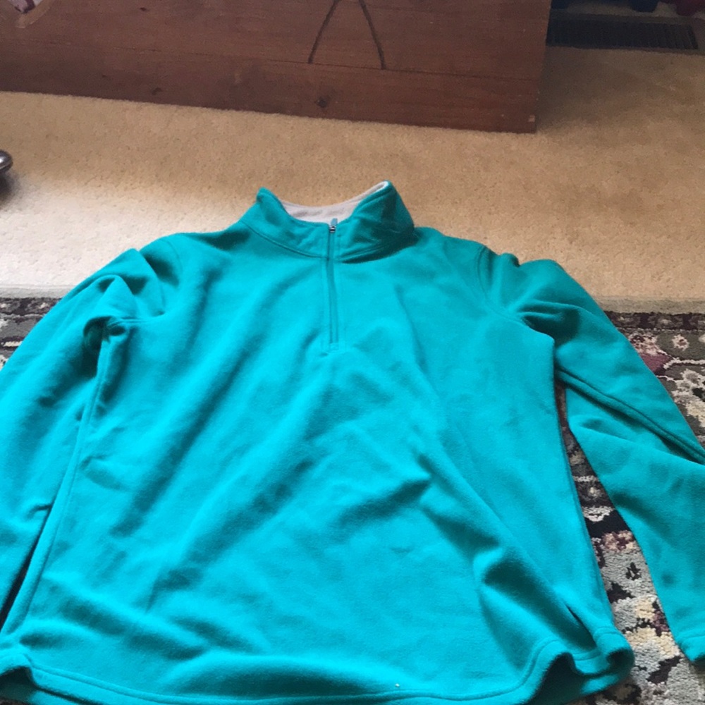 Zip up sweater,pull over!!🕶